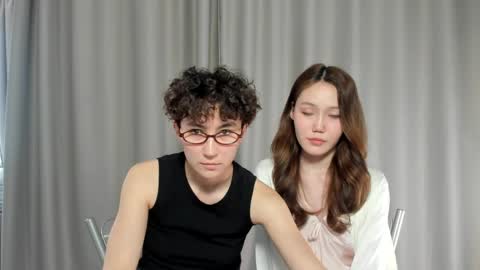 Li long hair and Ru short hair online show from May 7, 2026, 10:20 am