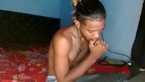 pinocho__ online show from March 30, 2026, 6:58 am