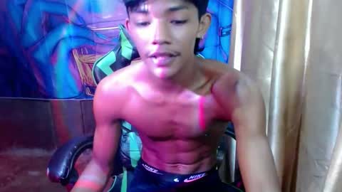 pinoy_cuteboy69 online show from March 19, 2026, 4:33 pm