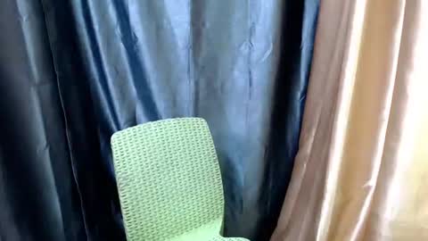 pinoy_fuckboy69 online show from April 23, 2026, 5:37 pm
