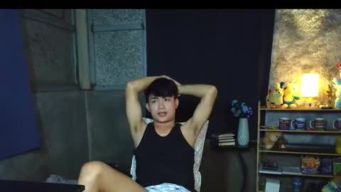 Snapshot of pinoy_petitehugecock chatting on January 13, 2026, 3:28 pm alex online show from January 13, 2026, 3:28 pm