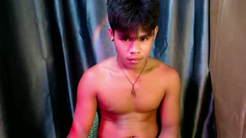Snapshot of pinoy_shyboy69 chatting on April 27, 2026, 2:37 pm pinoy_shyboy69 online show from April 27, 2026, 2:37 pm