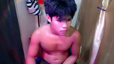 Snapshot of pinoy_shyboy69 chatting on May 22, 2026, 3:17 pm pinoy_shyboy69 online show from May 22, 2026, 3:17 pm