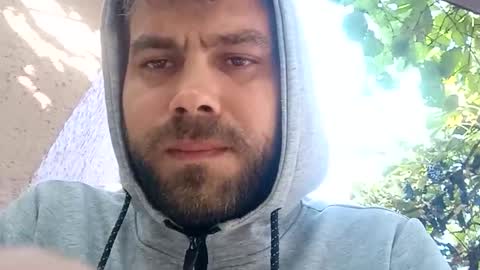 pinzarumarian70 online show from September 28, 2025, 8:09 am