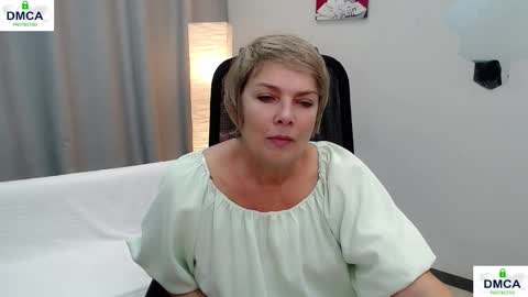 Snapshot of pion_s chatting on February 16, 2026, 5:36 am Bella online show from February 16, 2026, 5:36 am