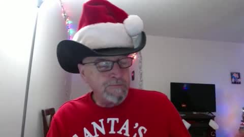 Snapshot of pipewizard chatting on December 17, 2024, 12:12 am pipewizard online show from December 17, 2024, 12:12 am