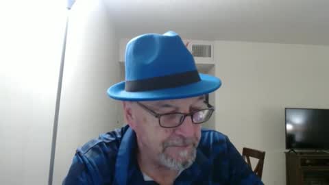 Snapshot of pipewizard chatting on January 27, 2025, 12:01 am pipewizard online show from January 27, 2025, 12:01 am