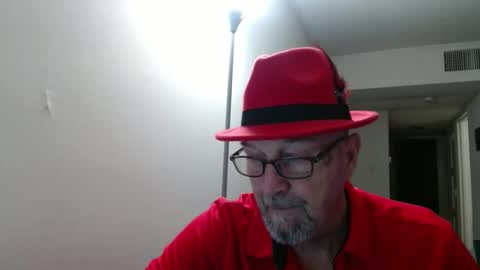 Snapshot of pipewizard chatting on February 9, 2025, 11:36 pm pipewizard online show from February 9, 2025, 11:36 pm