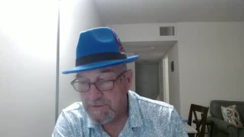 Snapshot of pipewizard chatting on November 6, 2025, 12:22 am pipewizard online show from November 6, 2025, 12:22 am
