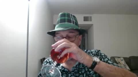 Snapshot of pipewizard chatting on November 12, 2025, 11:58 pm pipewizard online show from November 12, 2025, 11:58 pm