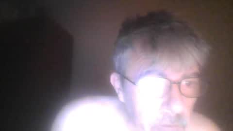 pipi2704 online show from December 7, 2024, 12:52 am