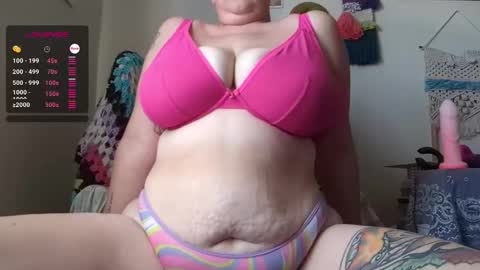 Em online show from December 30, 2024, 8:58 pm