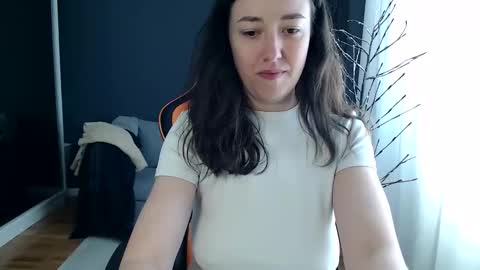 piscesgirl06 online show from May 6, 2026, 8:19 am