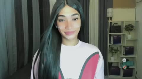 Snapshot of pixiedoll_ chatting on June 18, 2026, 12:53 pm pixiedoll_ online show from June 18, 2026, 12:53 pm