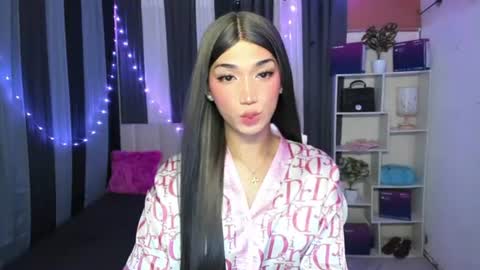 Snapshot of pixiedoll_ chatting on July 7, 2026, 6:56 pm pixiedoll_ online show from July 7, 2026, 6:56 pm