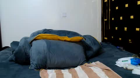 pixietease1 online show from July 28, 2026, 8:34 pm