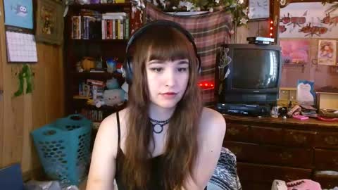 Izzy online show from January 15, 2025, 5:26 pm