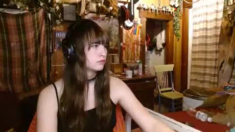 Izzy online show from April 2, 2026, 1:25 am