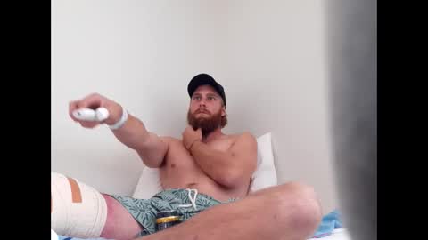 TreeaT online show from May 2, 2026, 12:37 am