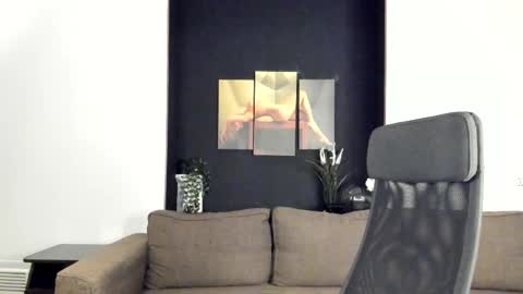 pjatteryd online show from March 1, 2025, 8:23 am