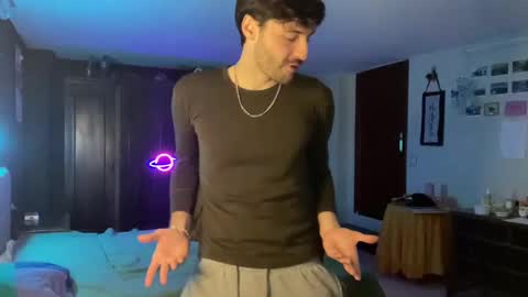 placebo14 online show from December 18, 2024, 9:29 pm