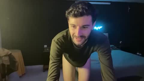 placebo14 online show from November 6, 2025, 7:04 pm