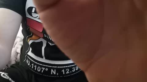 Snapshot of pladplad chatting on December 4, 2024, 11:41 am PLADPLAS online show from December 4, 2024, 11:41 am