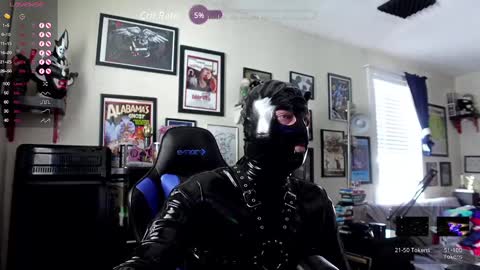 Snapshot of plasticbill chatting on January 21, 2025, 3:43 pm Latexable online show from January 21, 2025, 3:43 pm