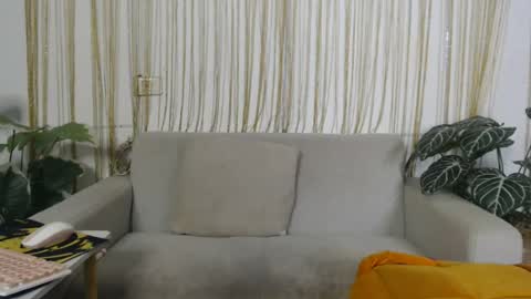 Snapshot of plasticgirll chatting on July 31, 2026, 2:38 pm plasticgirll online show from July 31, 2026, 2:38 pm