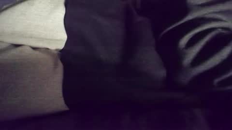 platoniclov online show from November 18, 2025, 7:51 pm