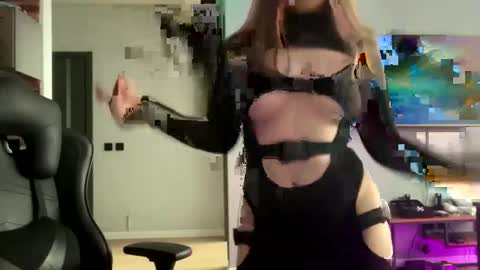 Snapshot of play_sisvalery chatting on November 6, 2025, 7:09 am play_sisvalery online show from November 6, 2025, 7:09 am