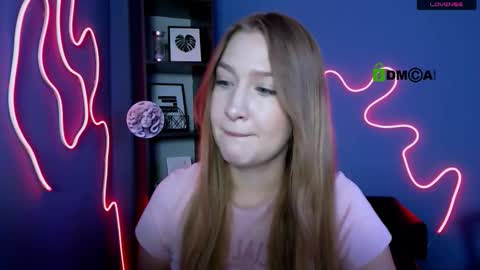 Sophie online show from September 30, 2025, 5:18 pm