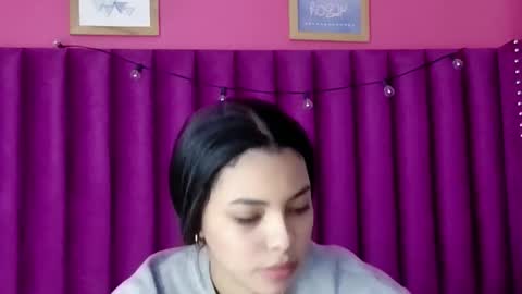 Snapshot of playfuljust_18 chatting on December 22, 2025, 12:35 pm SAMARA online show from December 22, 2025, 12:35 pm