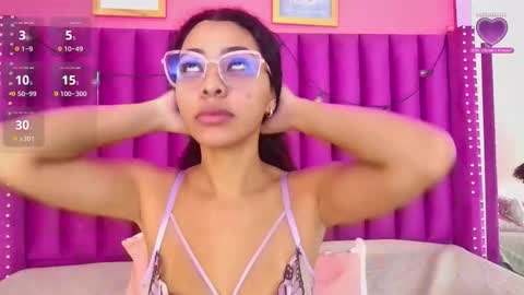 Snapshot of playfuljust_18 chatting on January 17, 2026, 12:54 pm SAMARA online show from January 17, 2026, 12:54 pm