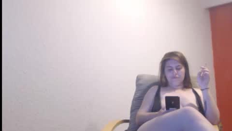 Snapshot of playfulsamira chatting on April 18, 2026, 7:07 pm PlayfulSamira online show from April 18, 2026, 7:07 pm