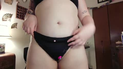 playfulxxcutie online show from June 21, 2026, 12:57 am