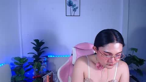 Ploysai online show from October 17, 2025, 8:06 am