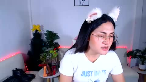 Ploysai online show from June 11, 2026, 7:50 am