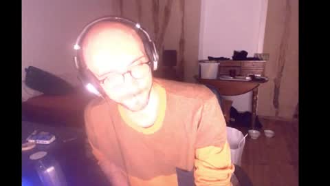 Snapshot of plsmakemynight chatting on May 22, 2026, 10:26 pm plsmakemynight online show from May 22, 2026, 10:26 pm