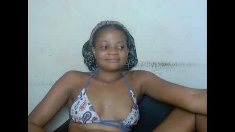 plumnjuicyx online show from March 1, 2025, 5:05 pm