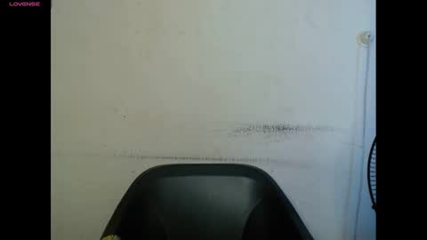 plumnjuicyx online show from March 9, 2025, 5:44 am