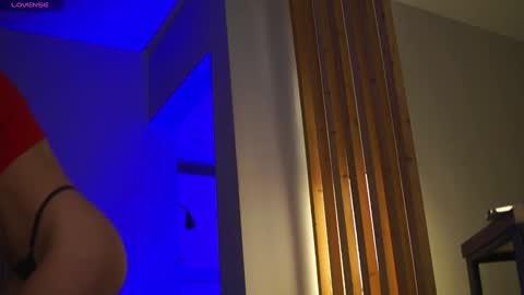 Snapshot of plump_bums chatting on October 16, 2025, 4:46 am Ari online show from October 16, 2025, 4:46 am