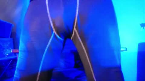 StraightPlush online show from February 7, 2026, 11:30 pm