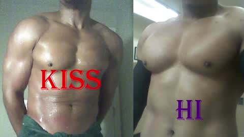 StraightPlush online show from April 2, 2026, 1:58 am