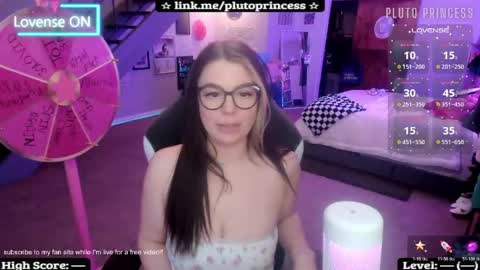 Pluto Princess online show from April 21, 2026, 3:02 am