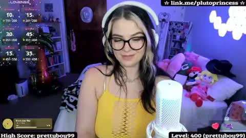 Snapshot of plutoprincess69 chatting on August 10, 2026, 4:49 am Pluto Princess online show from August 10, 2026, 4:49 am