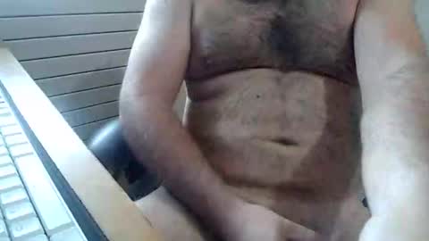 poazergg95 online show from November 26, 2025, 11:22 am