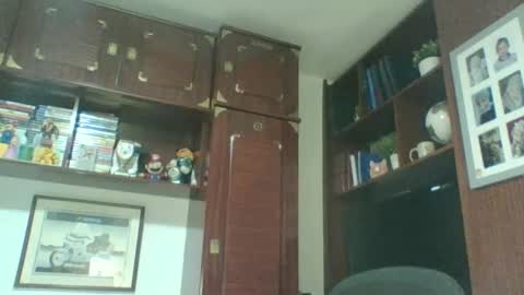 pocoyotop online show from March 1, 2025, 9:59 pm