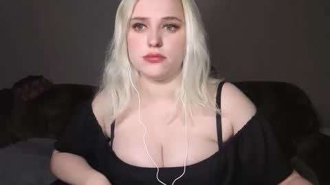 poisondark online show from February 19, 2026, 6:04 pm