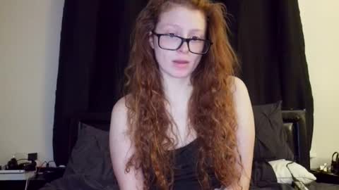 poisonivyy95 online show from July 14, 2026, 1:52 am